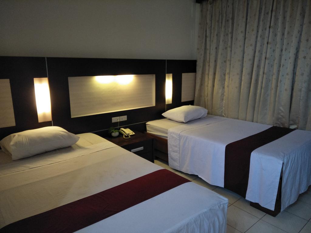 Hotel Wisanti Yogyakarta Exterior foto